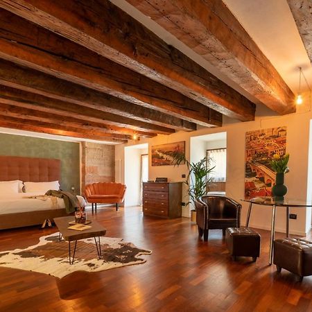Aurelia Luxury - Piazza Delle Erbe Otel Verona Dış mekan fotoğraf
