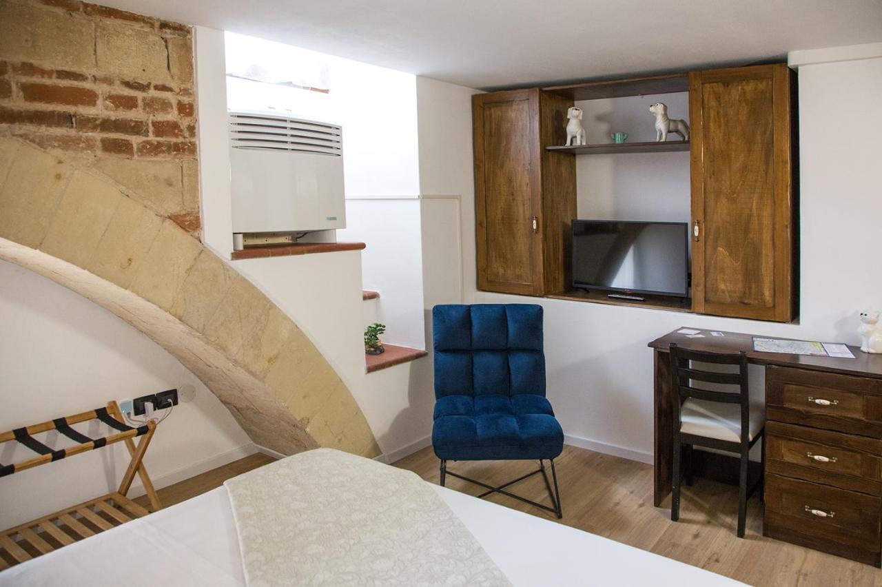 Aurelia Luxury - Piazza Delle Erbe Otel Verona Dış mekan fotoğraf