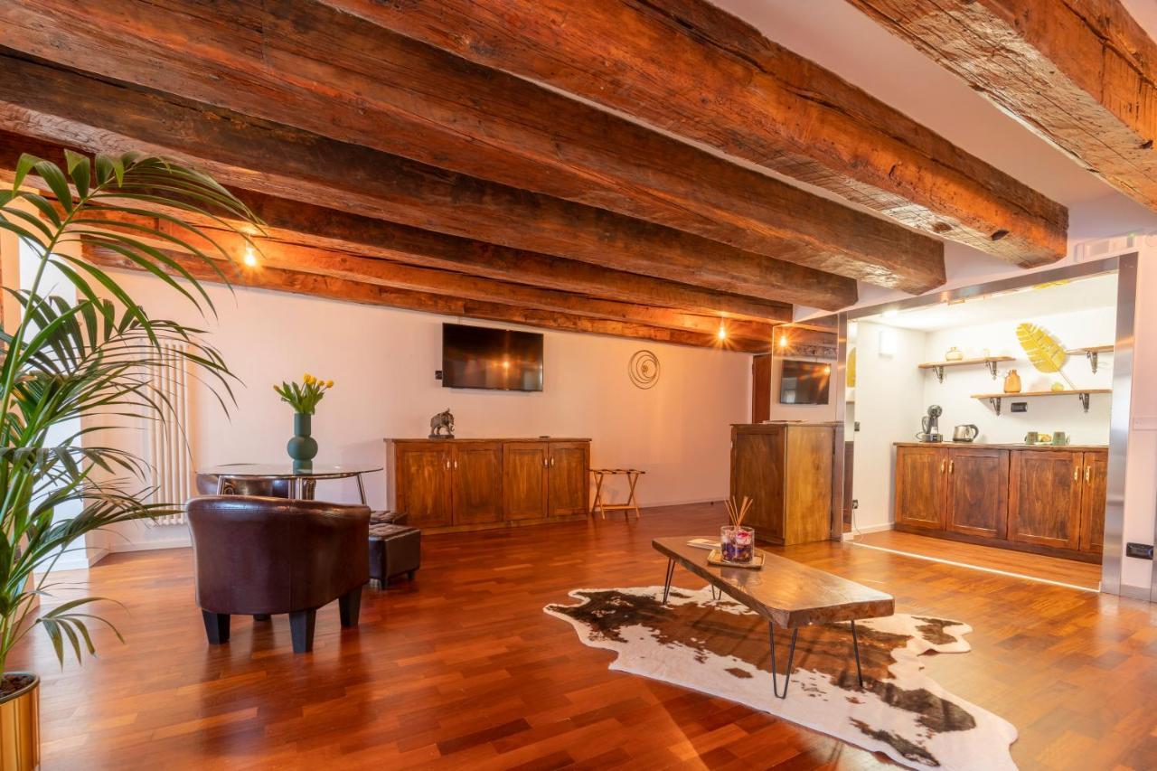 Aurelia Luxury - Piazza Delle Erbe Otel Verona Dış mekan fotoğraf
